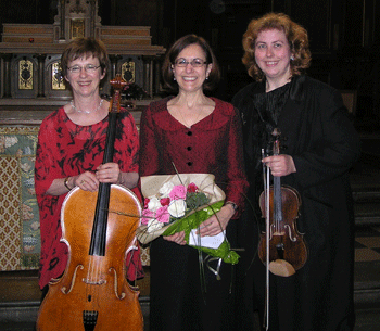 Nadine Deleury violoncelle, Mary Siciliano piano, et Lillian Scheirich violon.